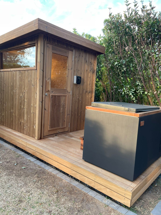 External Lunawood - American Basswood Interior