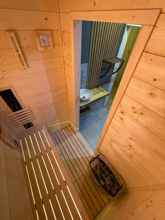 Spruce and American Basswood Sauna