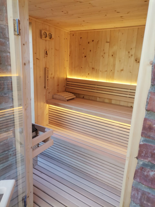 Spruce and And American Basswood Sauna